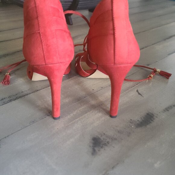 MICHAEL by Michael Kors Women's Size 7.5 Mirabel Red Suede Stiletto Heels Tassel - Picture 3 of 9
